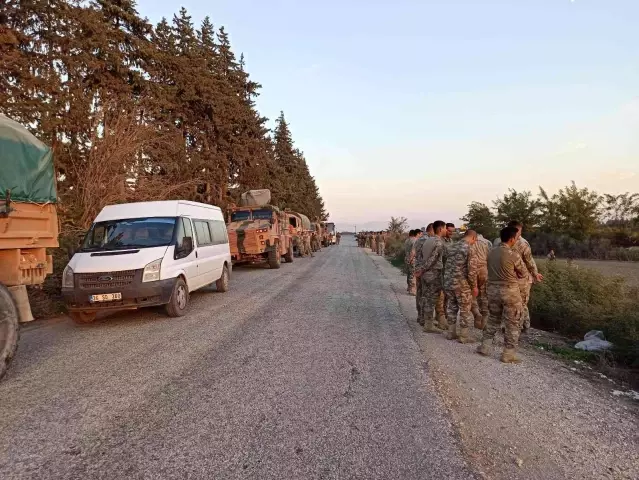 Hatay'da askeri araç devrildi: 5 asker yaralı
