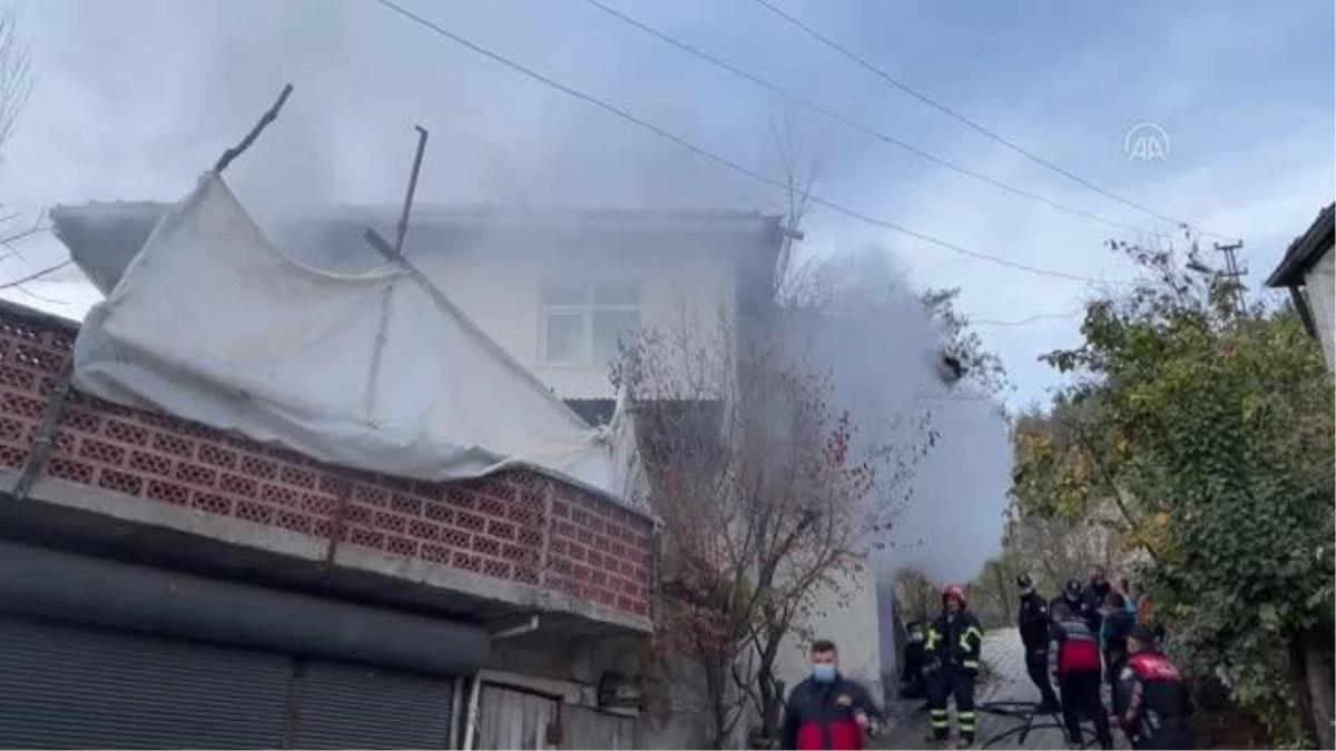 Son dakika haber | İki evde yangın çıktı, bir kişi yaralandı