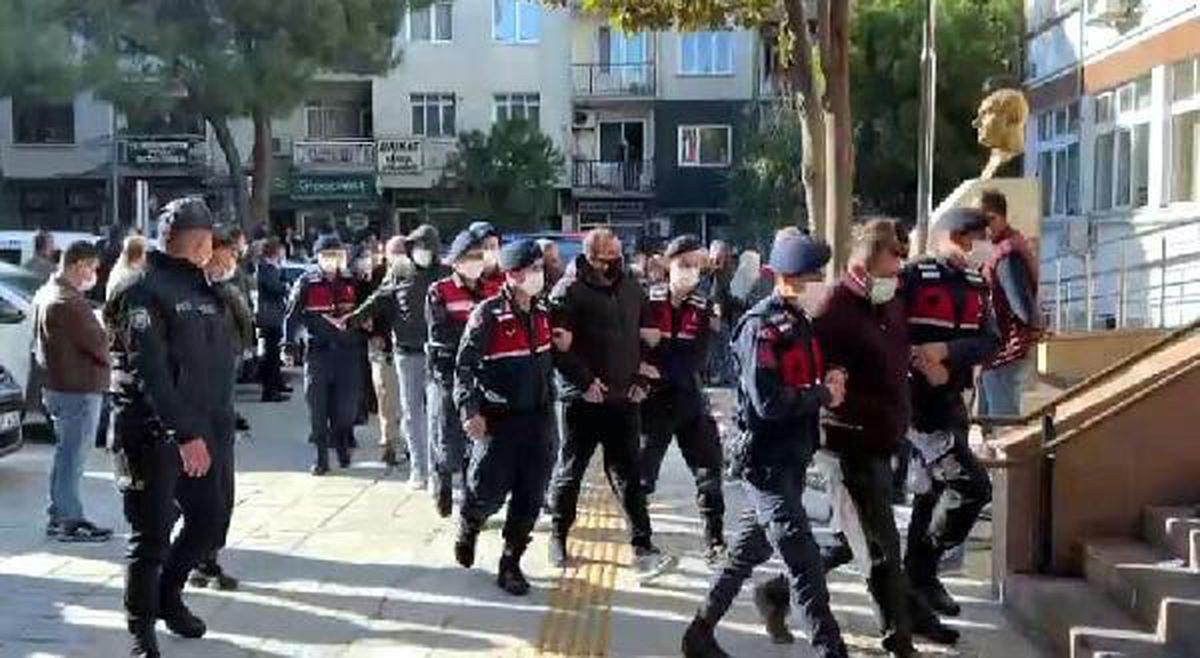 Son dakika gündem: İzmir Kemalpaşa\'daki rüşvet operasyonuna 3 tutuklama
