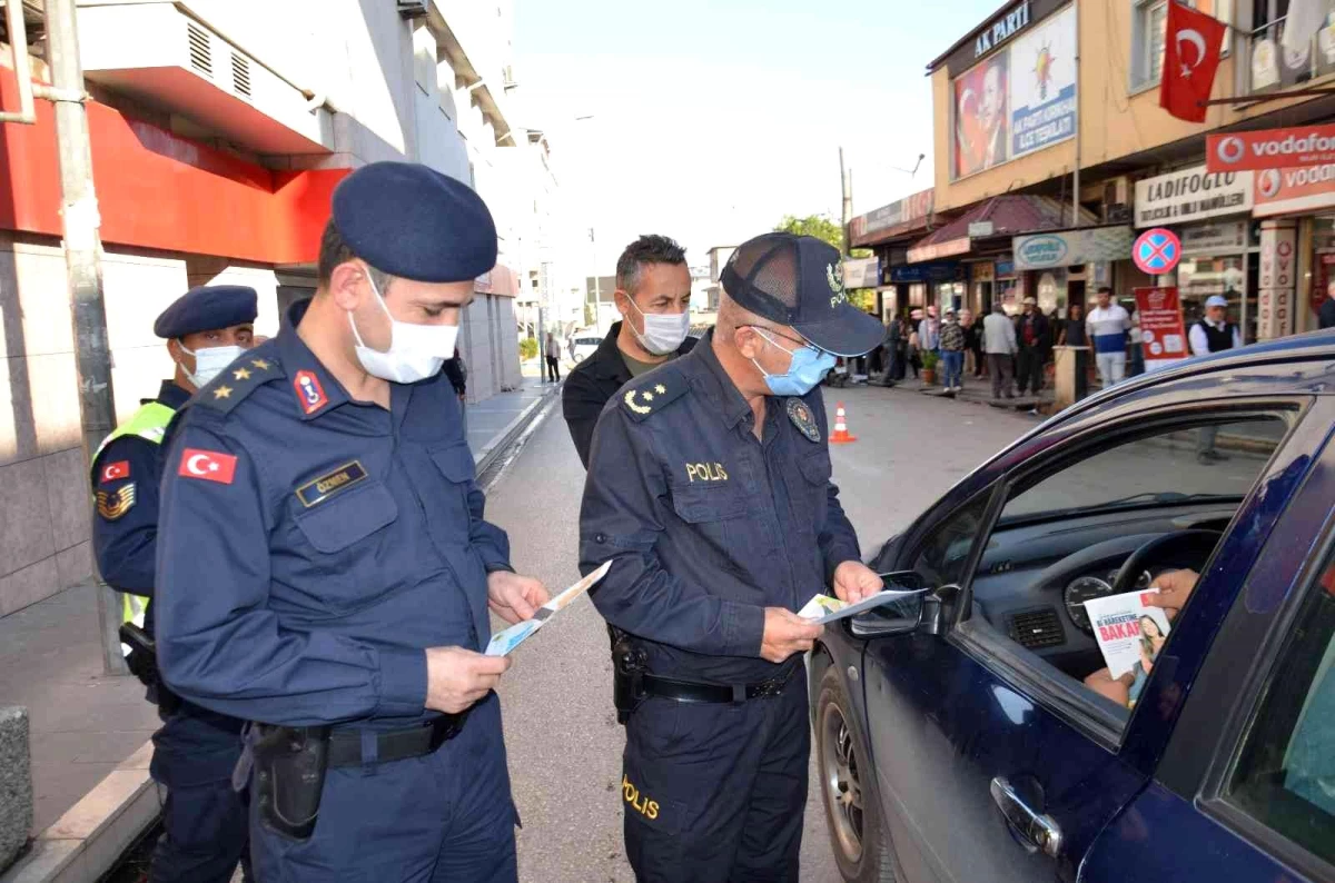 Kırıkhan\'da polis ve jandarma ekipleri vatandaşı bilgilendirdi