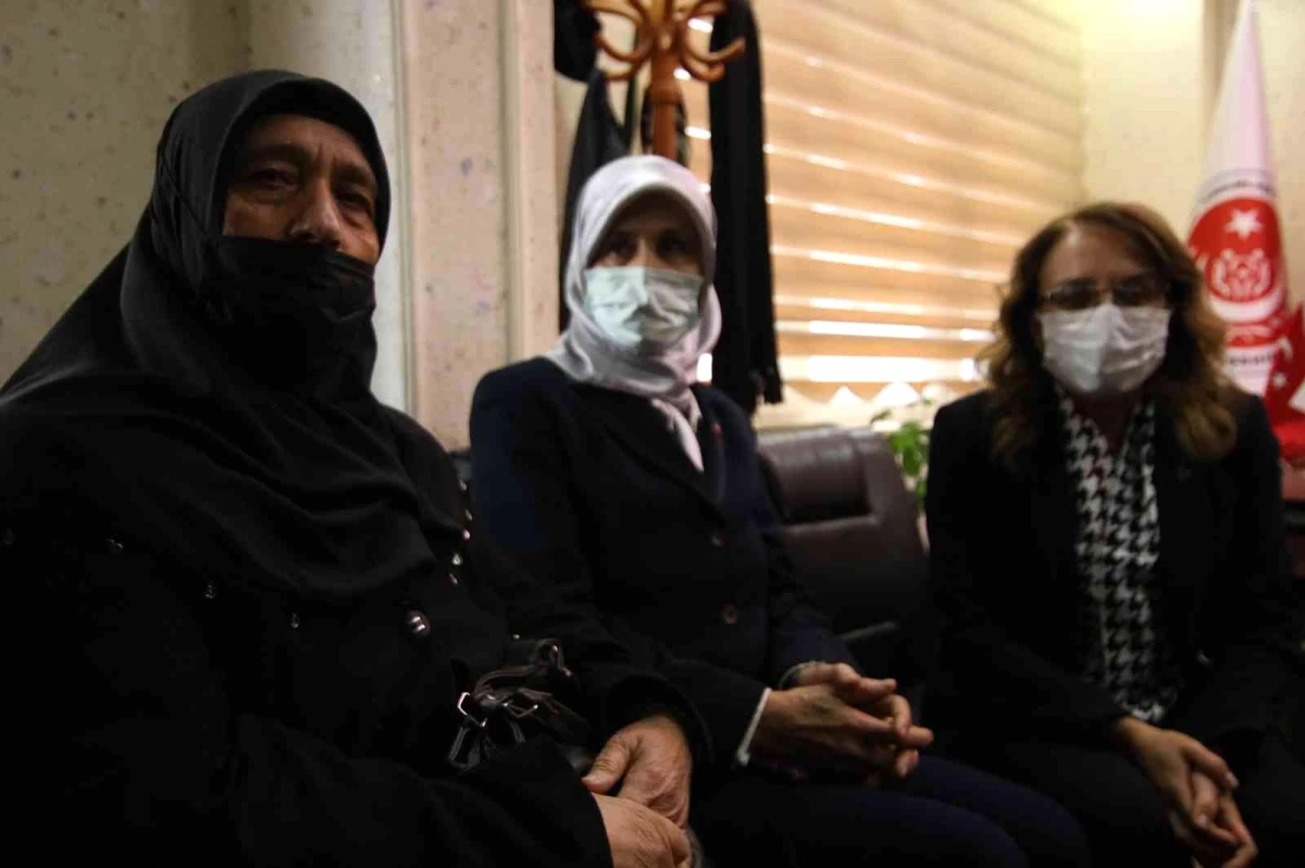 Şehit annesinden İYİ Parti\'li Türkkan\'a sitem: "Uyuyamaz oldum, uykularımız kaçtı"