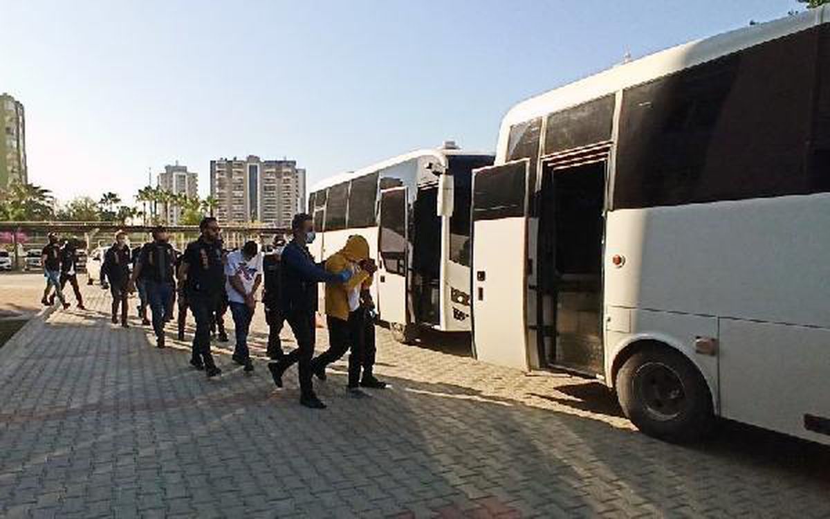 Son dakika haber | Sosyal medya üzerinden dolandırıcılık operasyonunda 2 tutuklama