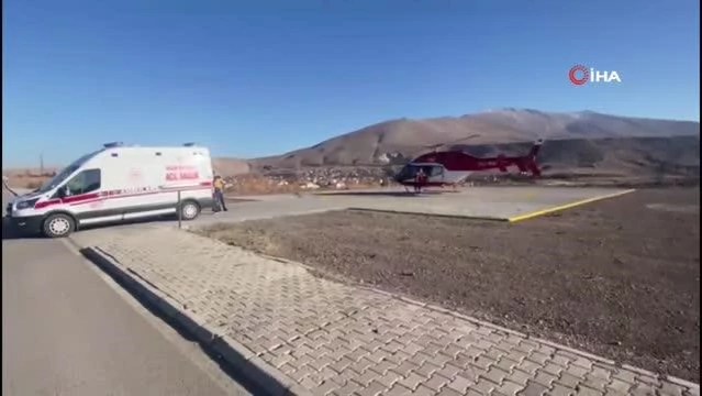 Tedavi gördüğü hastanede durumu ağırlaşan yaşlı adama helikopterli müdahale