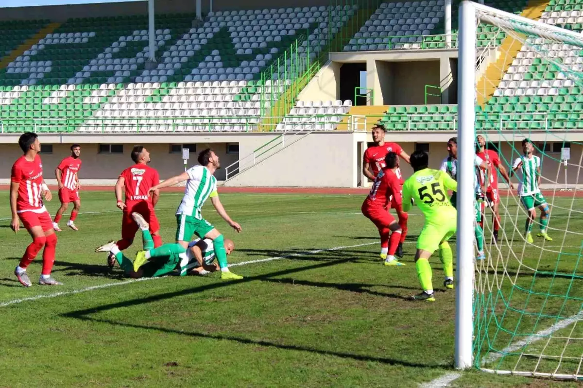 TFF 3. Lig: Çarşambaspor: 0 Elazığ Karakoçan FK: 0