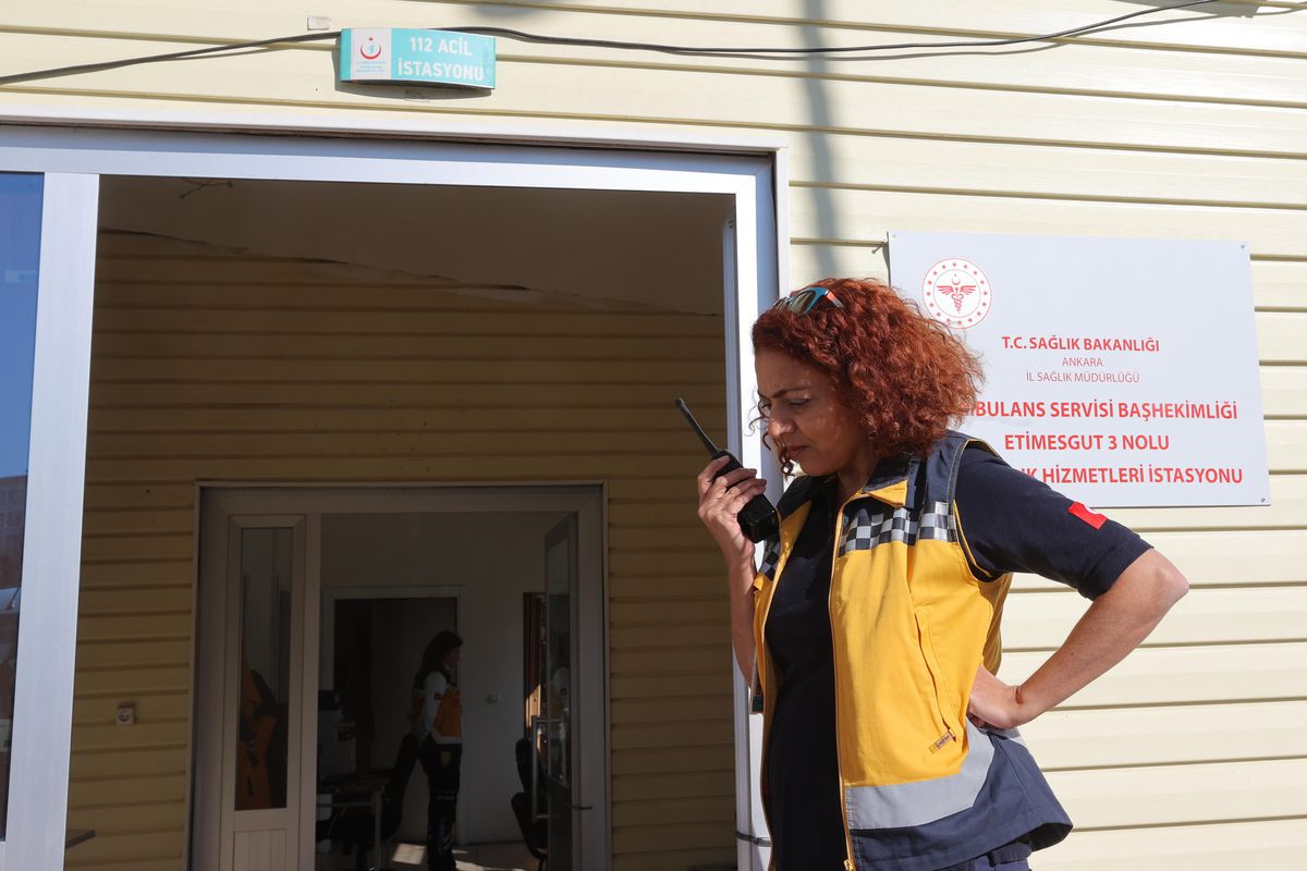 Son dakika haberleri... Yenidoğan ambulanslarıyla 20 bin bebek hayata tutundu
