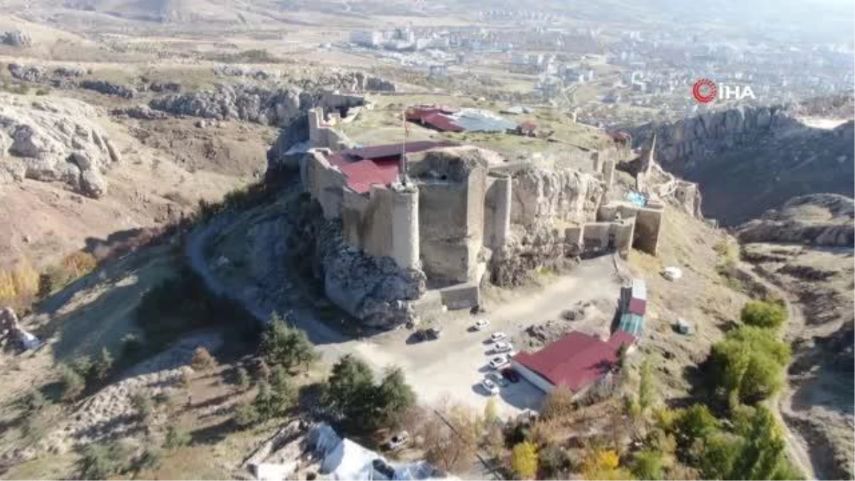 Çıkan buluntular Harput Kalesinin tarihini gün yüzüne çıkartıyor