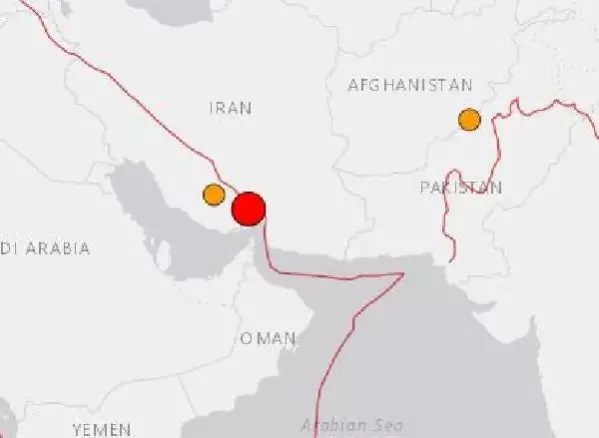 İran'da 6 ve 6.3 büyüklüğünde iki deprem meydana geldi