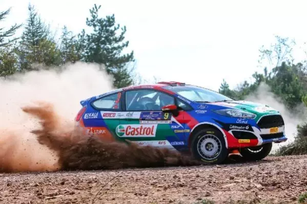 Kocaeli Rallisi'nde Özdemir - Memişyazıcı zaferi