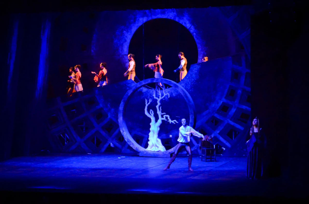 Mersin Devlet Opera ve Balesi "Amadeus" balesini sahneledi