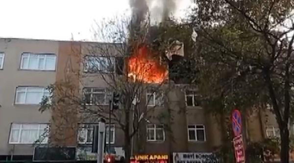 Post-explosion fire in Istanbul