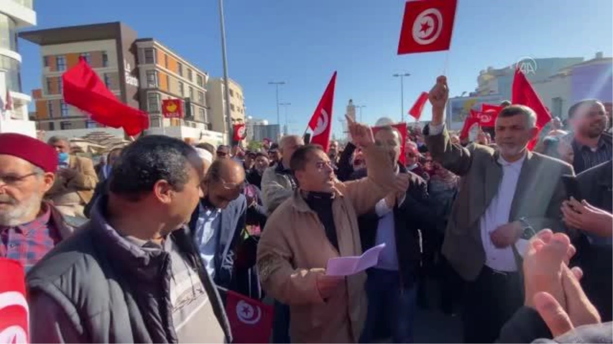 Tunus\'ta Darbeye Karşı Vatandaşlar Girişimi\'nden "barışçıl" gösteri vurgusu Açıklaması