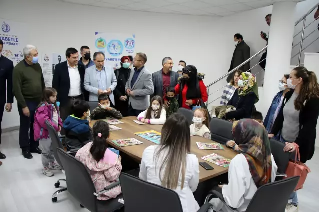 Uşak Belediyesi Diyabetle Yaşam Merkezi açıldı