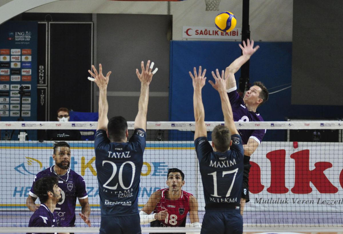 Voleybol: AXA Sigorta Efeler Ligi