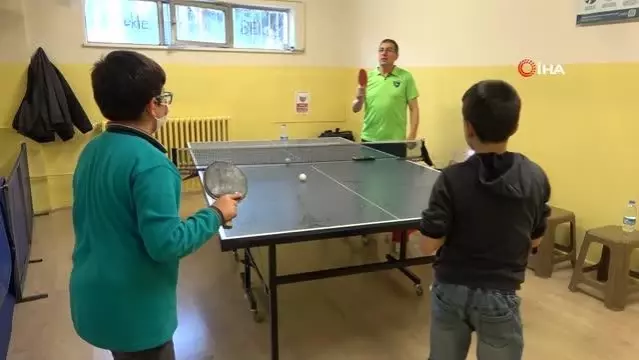 Masa Tenisi Egitimi Katlanir Yatak