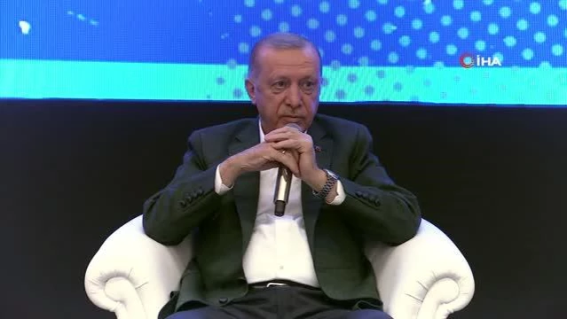 Cumhurbaşkanı Erdoğan: (1915 Çanakkale Köprüsü) Onlar bu işi öne çektikleri takdirde diyelim ki 2 ay daha öne çekmeleri tüm vatandaşımızın,...
