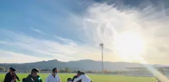 Diyarbakır'da futbolculara sahada aşı