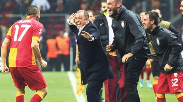 'Karam tayfa' Galatasaray'da buluşuyor! Burak Yılmaz transferinde Arda Turan devreye girdi