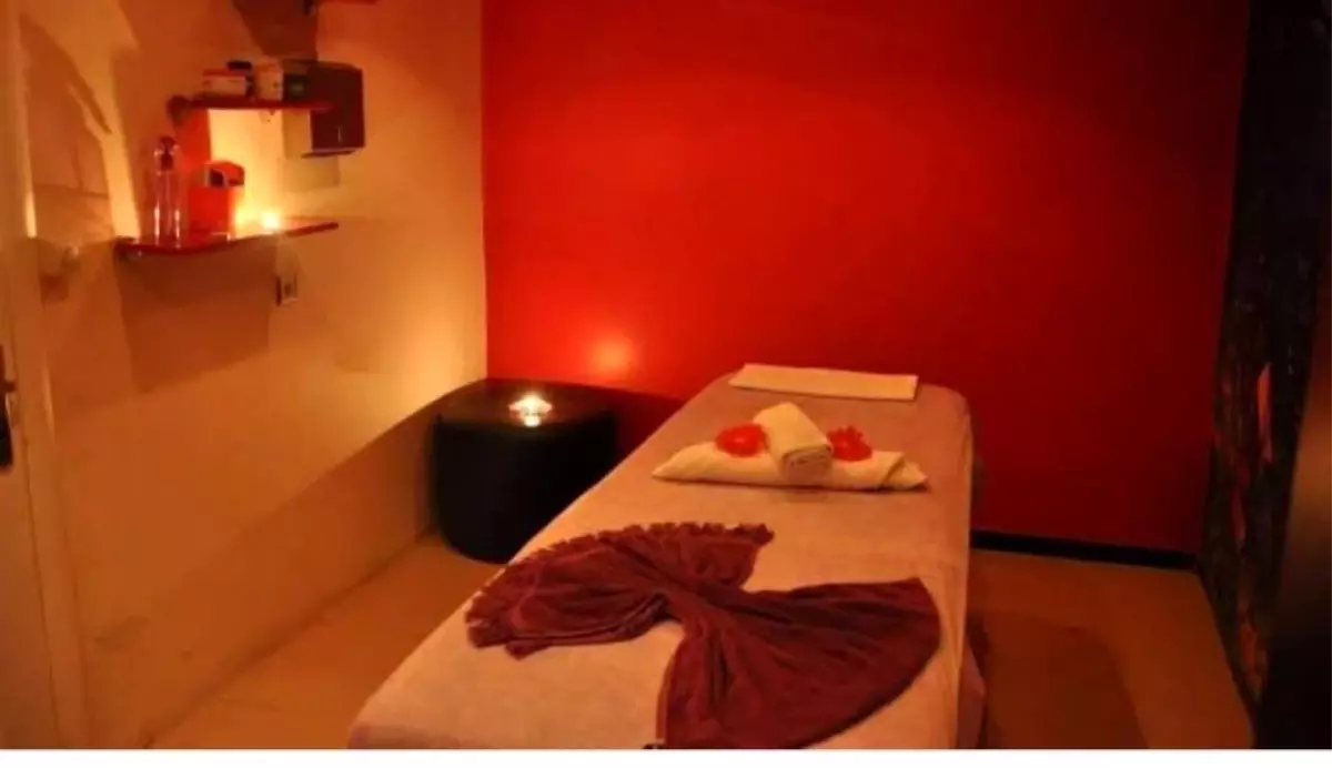 Son dakika! Mersin\'de masaj salonuna fuhuş operasyonu