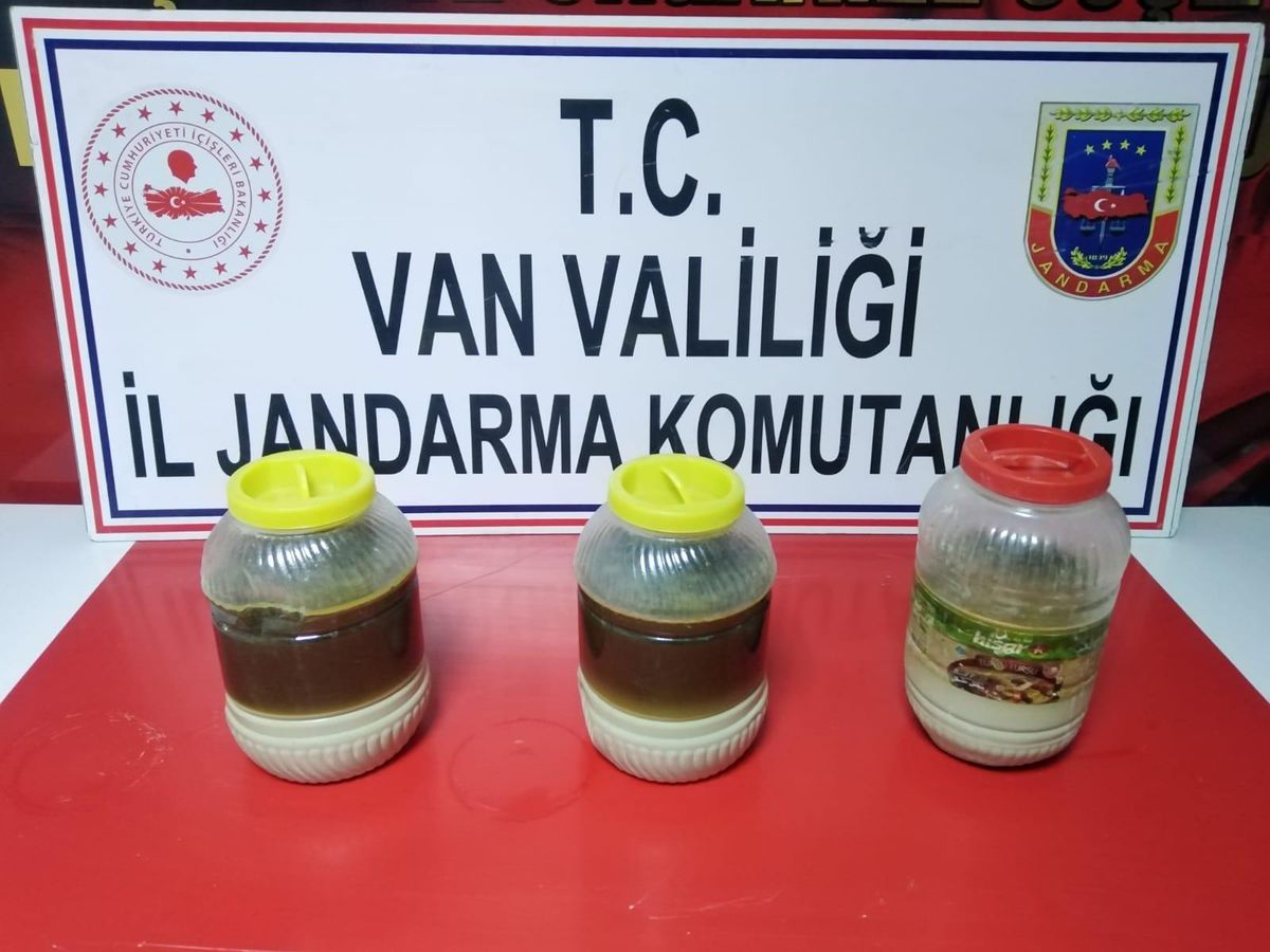 Van\'da 12 kilo 166 gram sentetik uyuşturucu ele geçirildi