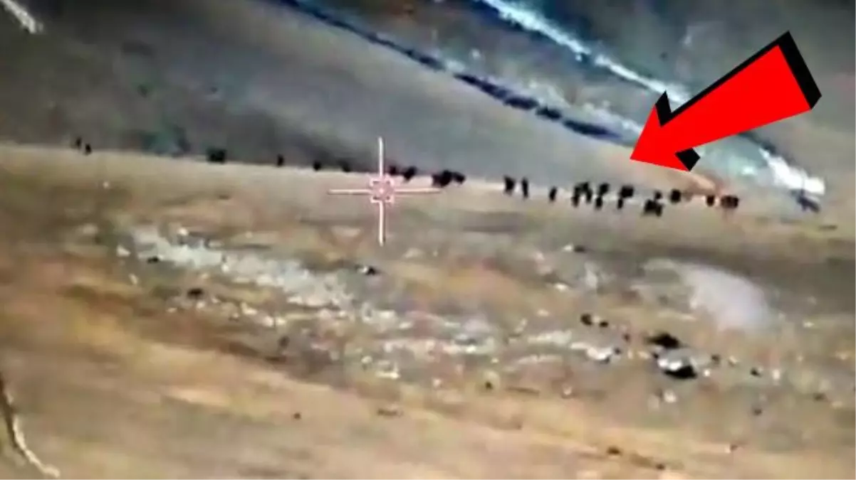 Azerbaycan'a saldıran Ermeniler baş edemeyeceklerini fark edince mevzilerinden kaçarken görüntülendi