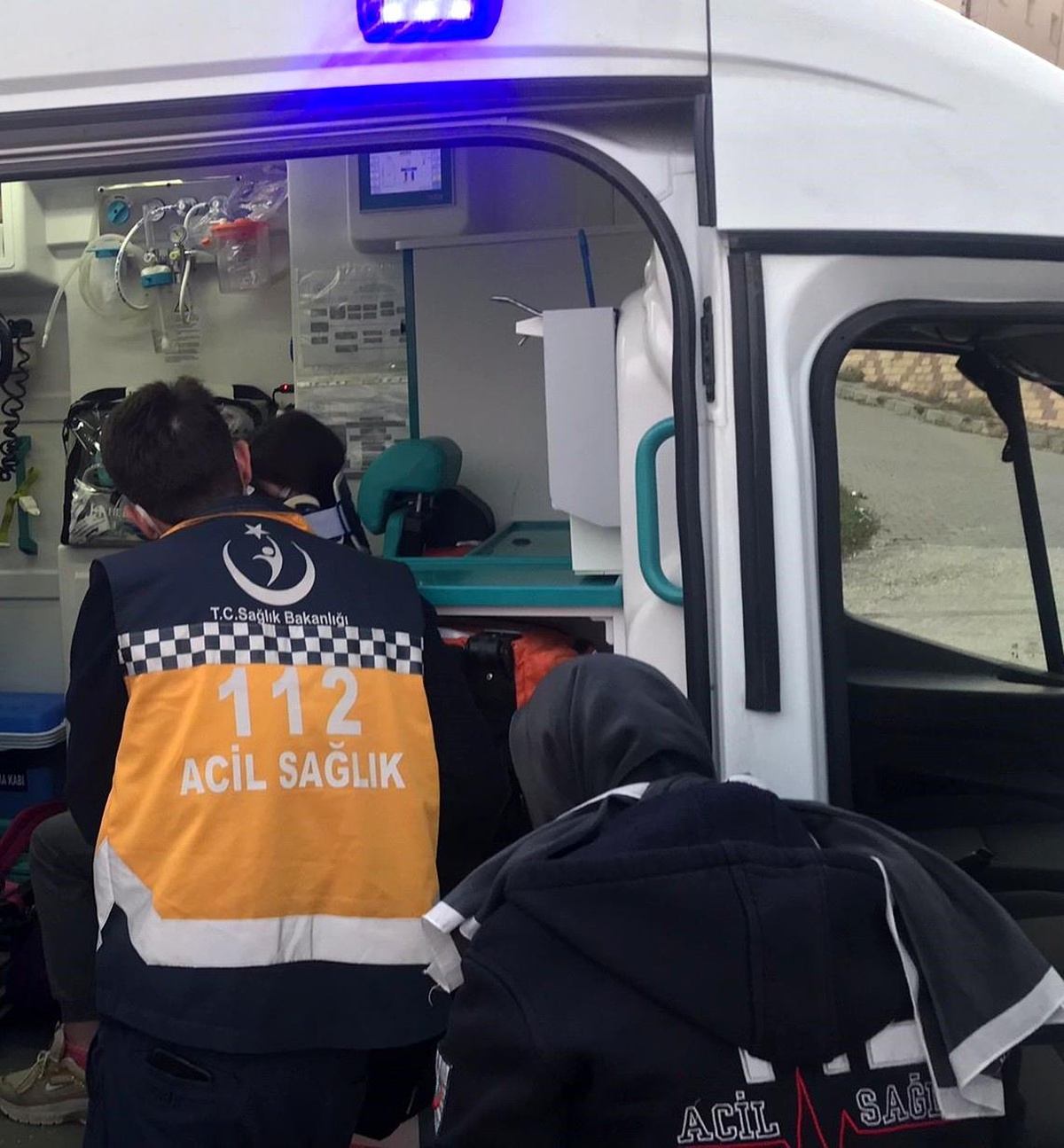 Bilecik\'te otomobil ile motosiklet çarpıştı; 1yaralı