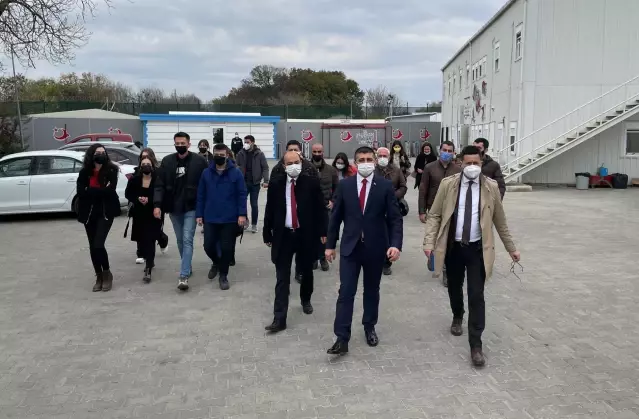 Edirne Barosuna kayıtlı stajyer avukatlar İl Göç İdaresi Müdürlüğünü ziyaret etti