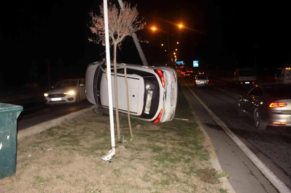 İki otomobilin çarpışması sonucu 2 kişi yaralandı