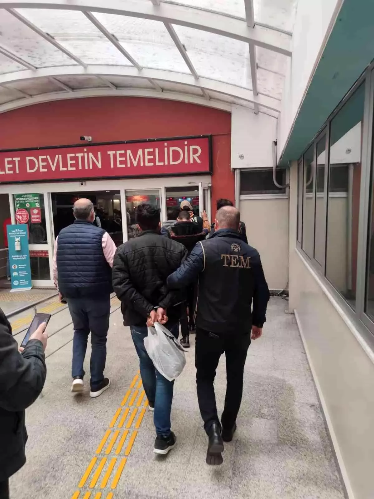 Kocaeli\'de terör operasyonu: 3 şüpheli yakalandı