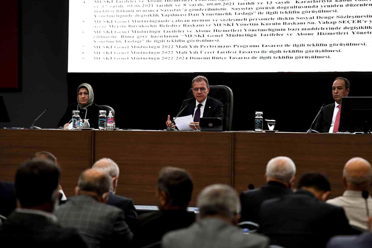 Seçer: "Suda kayıp-kaçak oranı yüzde 44,24"