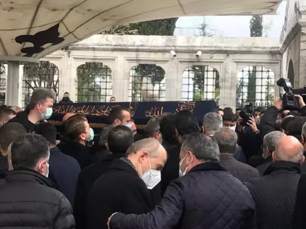 AK Parti İstanbul Milletvekili Mustafa Demir'in acı günü