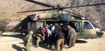 Son dakika haber | Askeri helikopter, traktör kazasında yaralananlar için havalandı