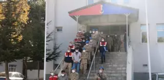 Son dakika: Bitlis merkezli 5 ilde göçmen kaçakçılığı operasyonu: 44 gözaltı