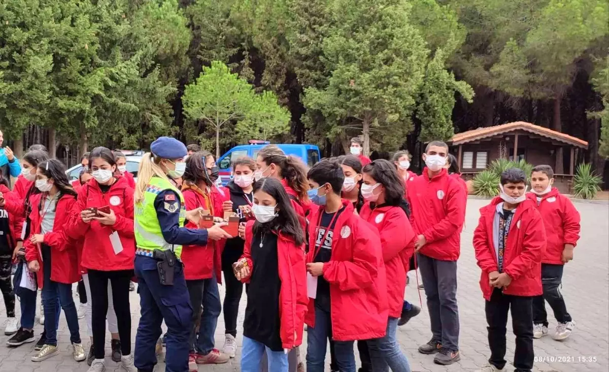 Çanakkale\'de vatandaşlara trafik eğitim faaliyeti uygulaması