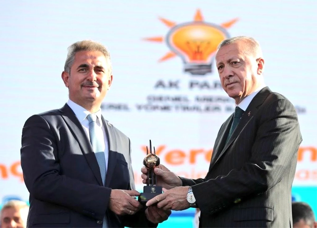 Cumhurbaşkanı Erdoğan\'dan, Başkan Köse\'ye Bir Ödül Daha