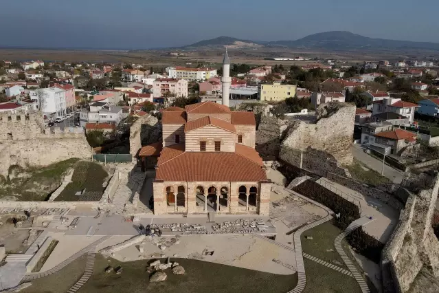 Fatih'in yadigarı cami 56 yıl sonra cemaatine kavuşacak