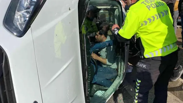 Son dakika... Kazada yaralanan anne ve bebeğinin buluşma anı duygulandırdı