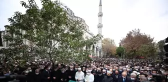 Son dakika haberleri: Cumhurbaşkanı Yardımcısı Oktay, Sezai Karakoç'un cenaze törenine katıldı