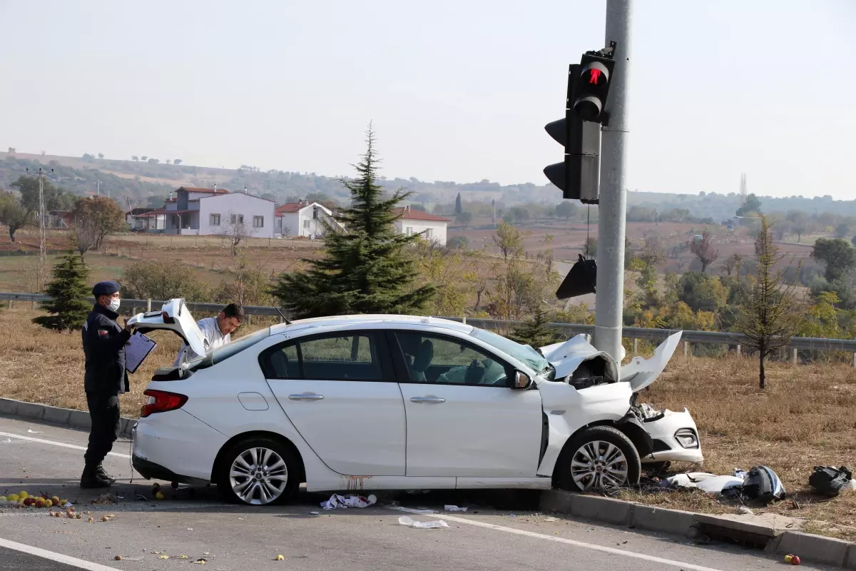 Trafik kazasında 4 kişi yaralandı