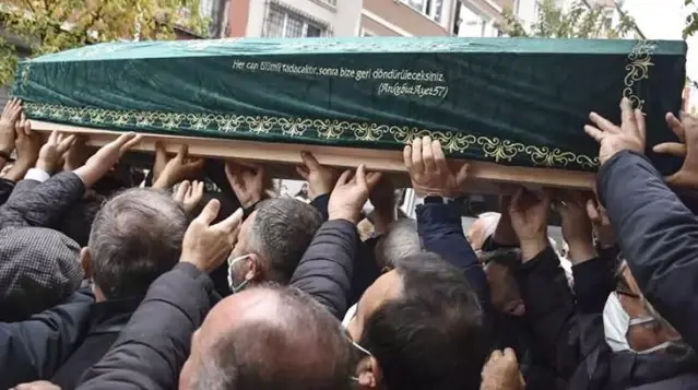 Usta şair ve yazar Sezai Karakoç son yolculuğuna uğurlanıyor