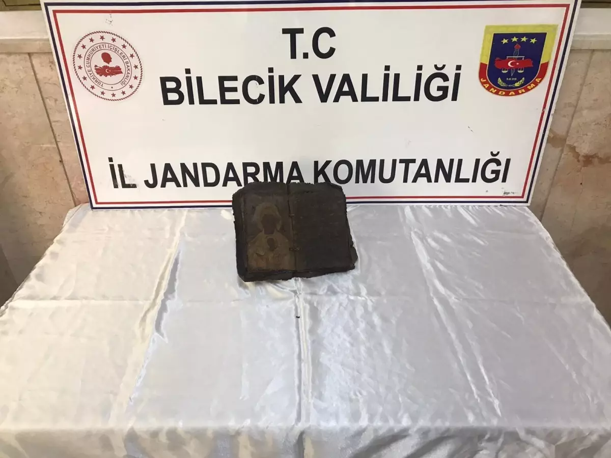 1700 yıllık el yazması İncil ele geçirildi