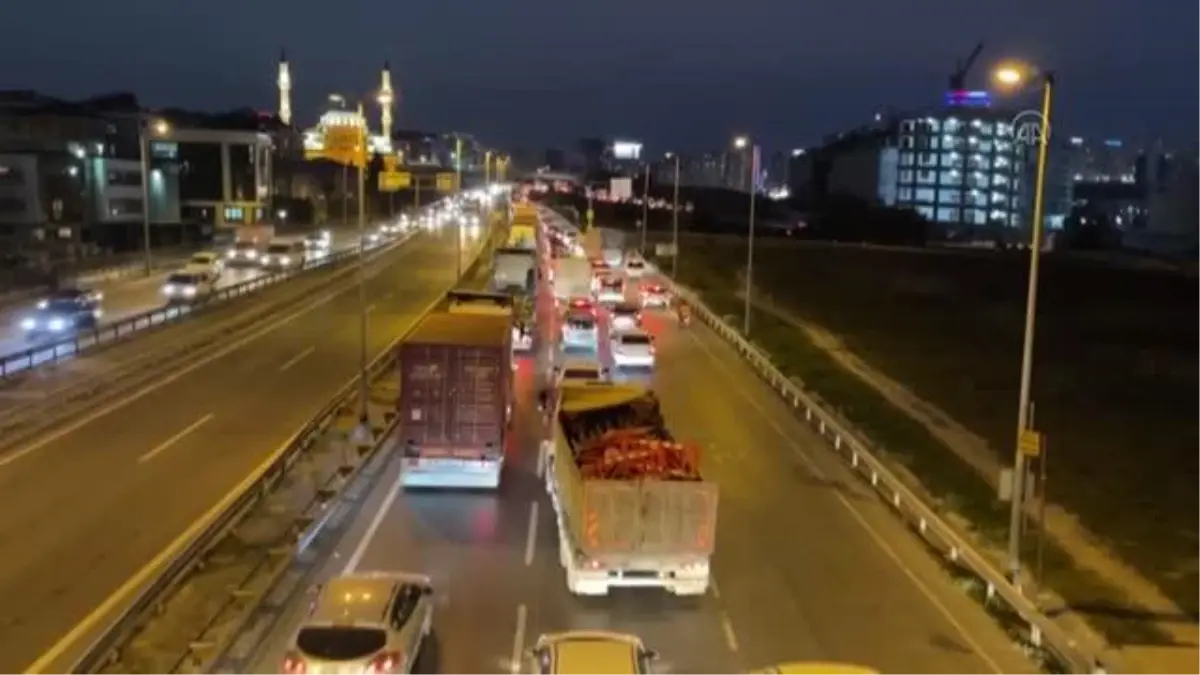 Beylikdüzü\'nde trafik yoğunluğu