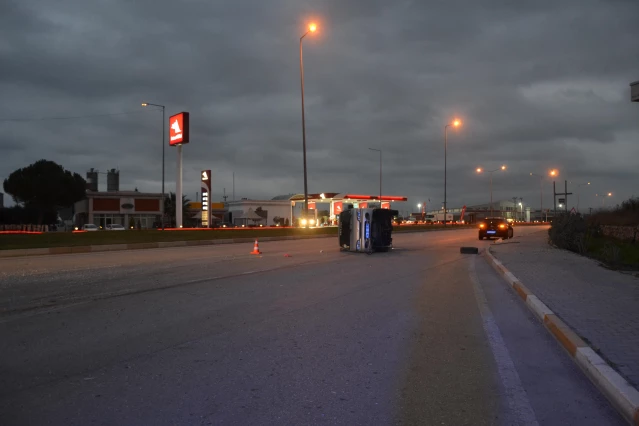 Biga'da otomobilin minibüs ile çarpışması sonucu 1 kişi yaralandı