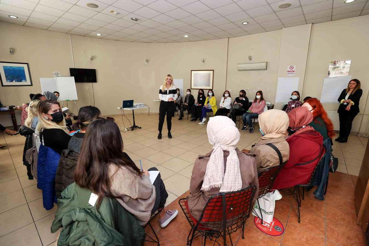 Bucalı kadınlar "Ben kimim" etkinliğinde buluştu