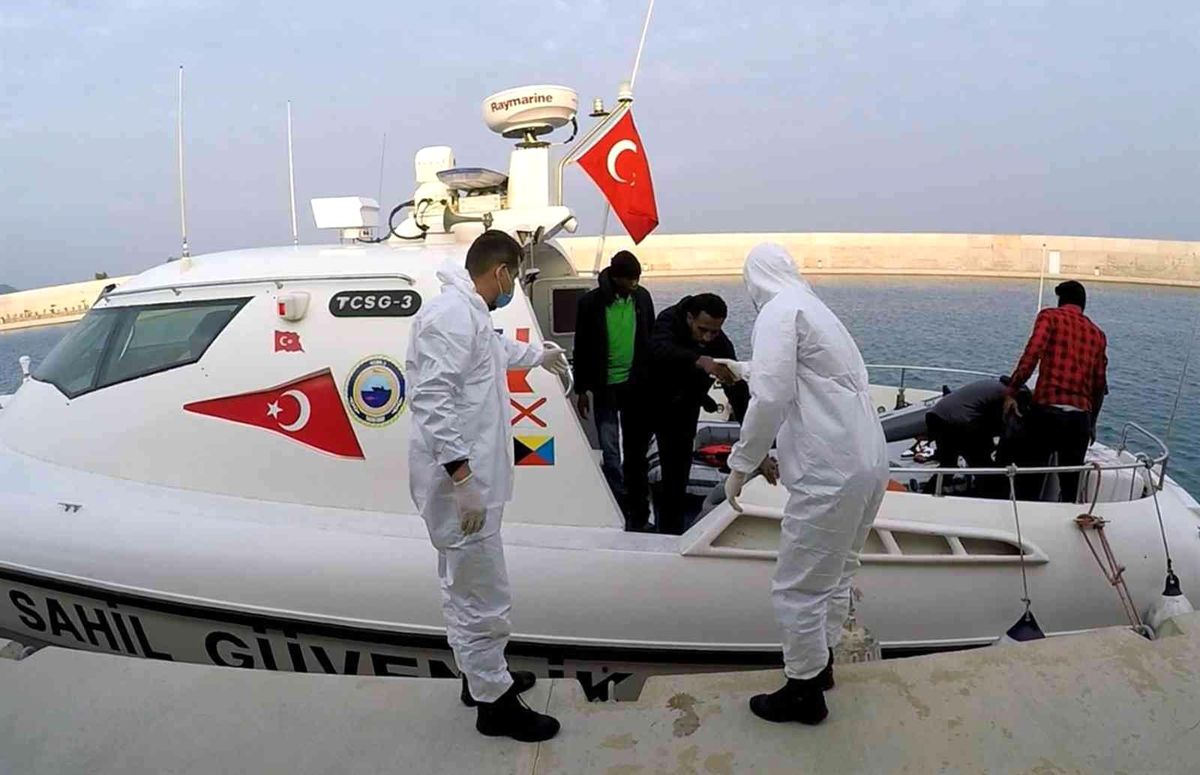 Datça\'da 6 düzensiz göçmen kurtarıldı