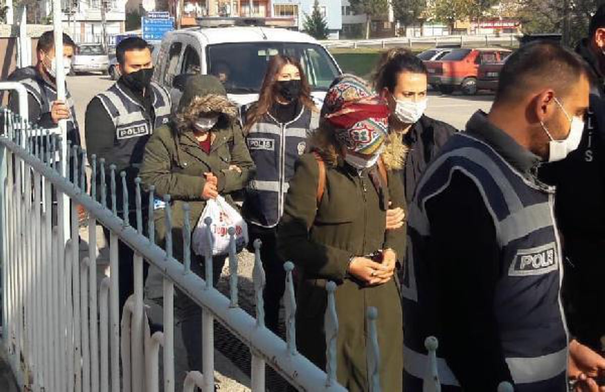 EVLİLİK VAADİYLE DOLANDIRICILIK YAPAN 3 ŞÜPHELİ, YAKALANDI