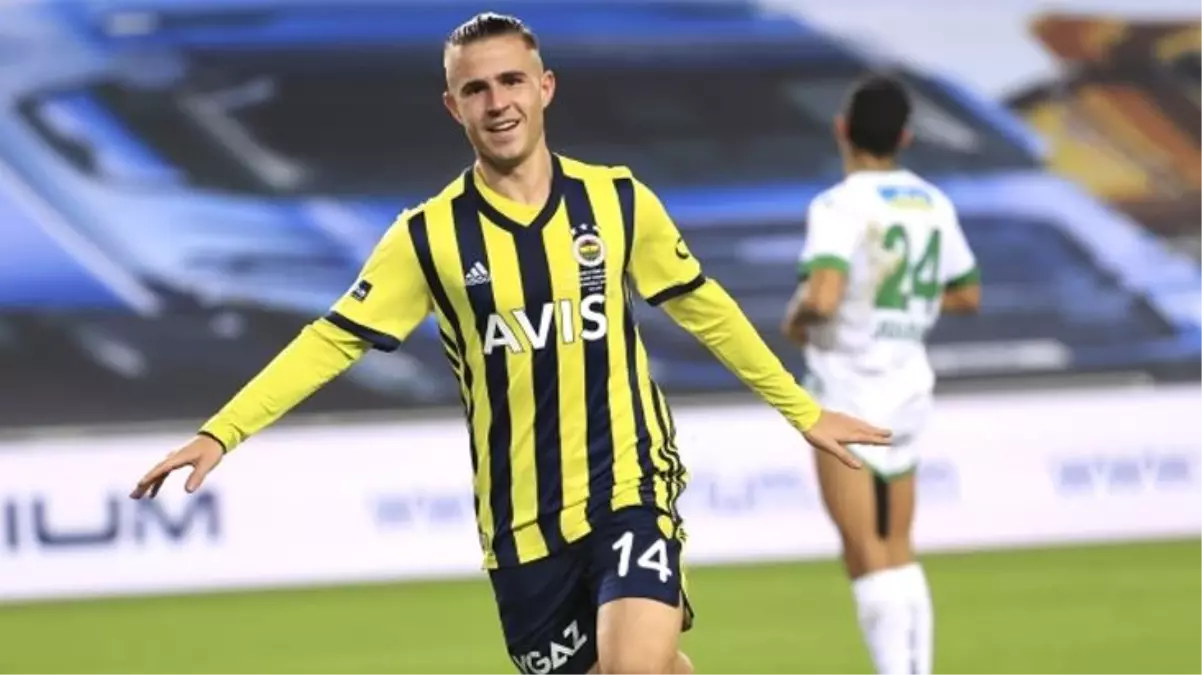 Fenerbahçe\'de şaşırtan Pelkas depremi! Taraftarın favorisi Yunan yıldız takasta kullanılabilir