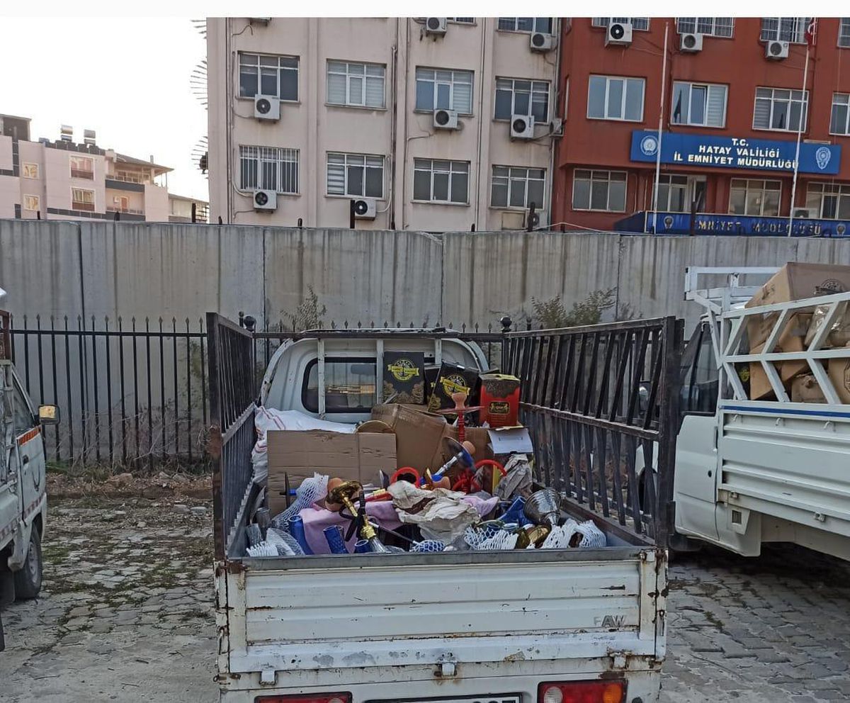 Hatay\'da nargile malzemeleri çalan şüpheliler yakalandı