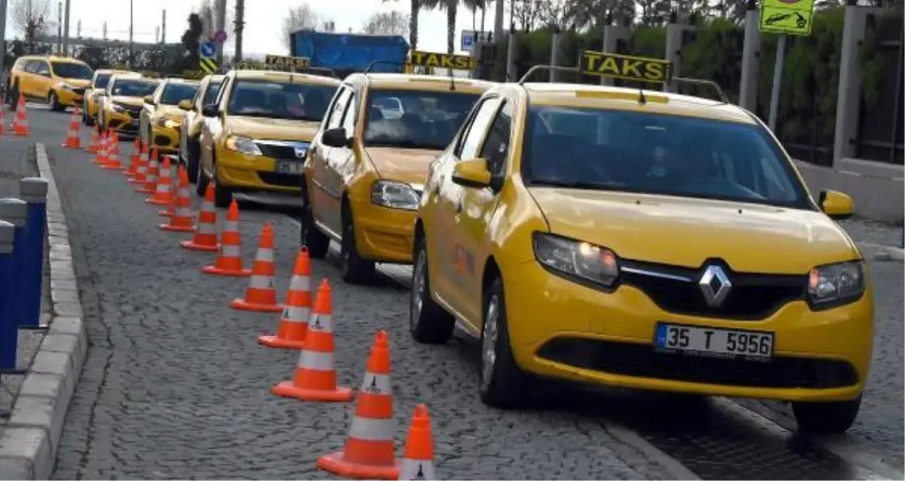 İzmir\'de taksi ücretlerine zam kararı alındı