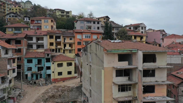 Kocaeli'de çarpık kentleşmenin olduğu mahallede yatay mimarili konutlar yapılacak
