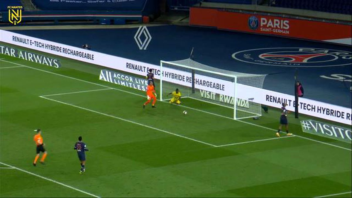Moses Simon\'ın PSG Karşısında Galibiyeti Getiren Golü